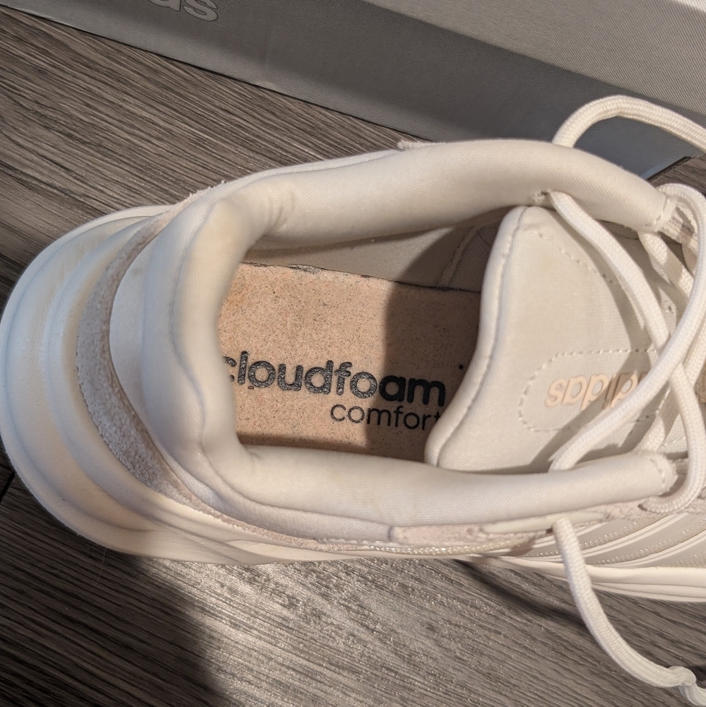 Adidas Cloudfoam Ozelle Running Shoes - Picture 9 of 10
